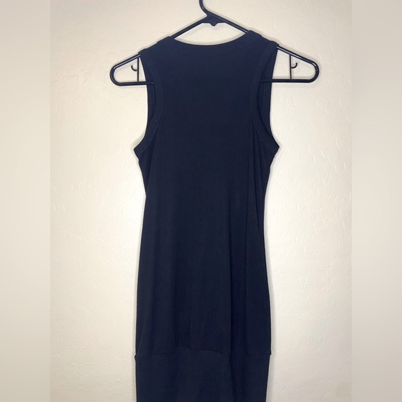 Sleeveless Tunic Cardigan - Picture 2 of 4